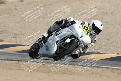 media/Oct-04-2025-CVMA (Sat) [[408bcdd6e4]]/Race 10-Amateur Supersport Middleweight/
